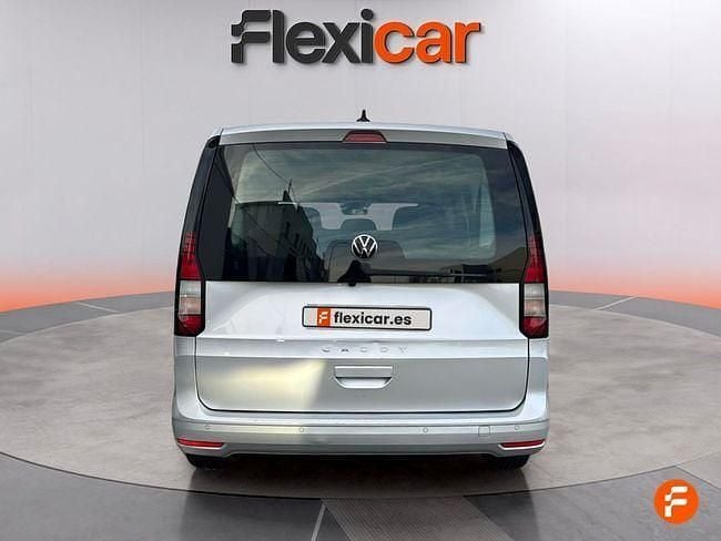 Usado VW Caddy Maxi 122 CV (89 kW) 2024 Gris Monovolumen