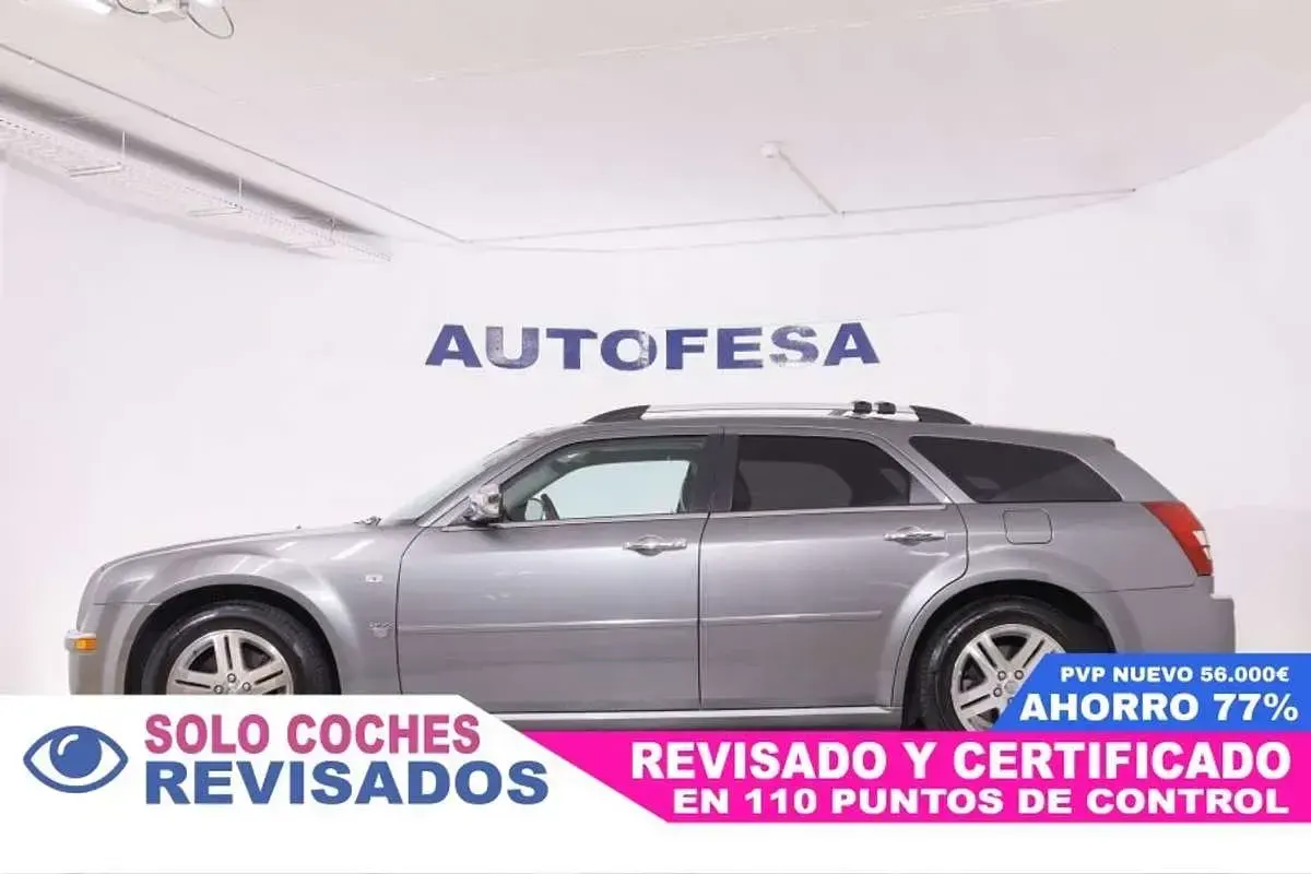 Usado Chrysler 300C Touring 218 CV (160 kW) 2008 Marrón Familiar