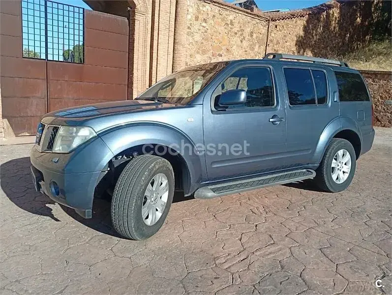 Usado Nissan Pathfinder 174 CV (127 kW) 2005 Azul SUV