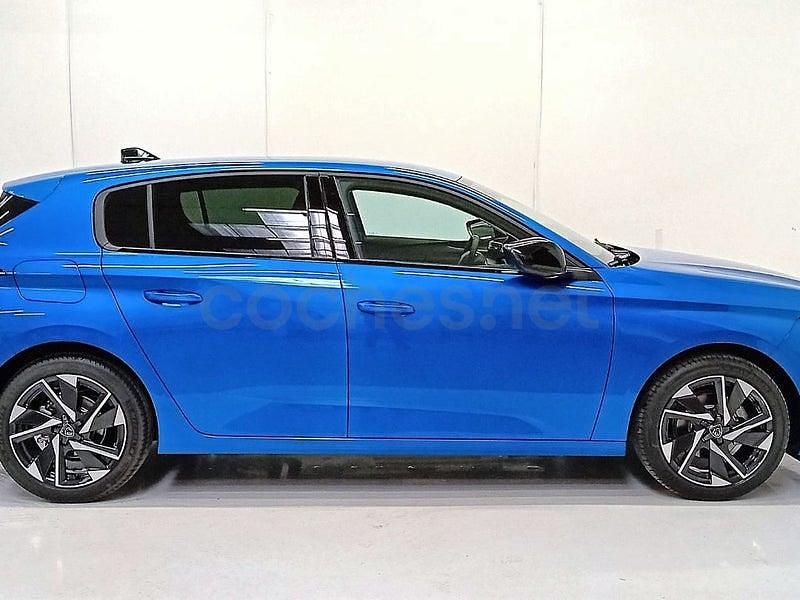 Usado Peugeot 308 Allure 130 CV (95 kW) 2025 Azul Berlina
