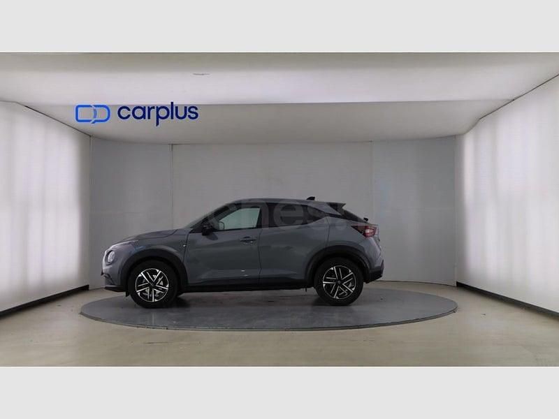 Usado Nissan Juke N-Connecta 114 CV (83 kW) 2025 Katana grey metalizado SUV
