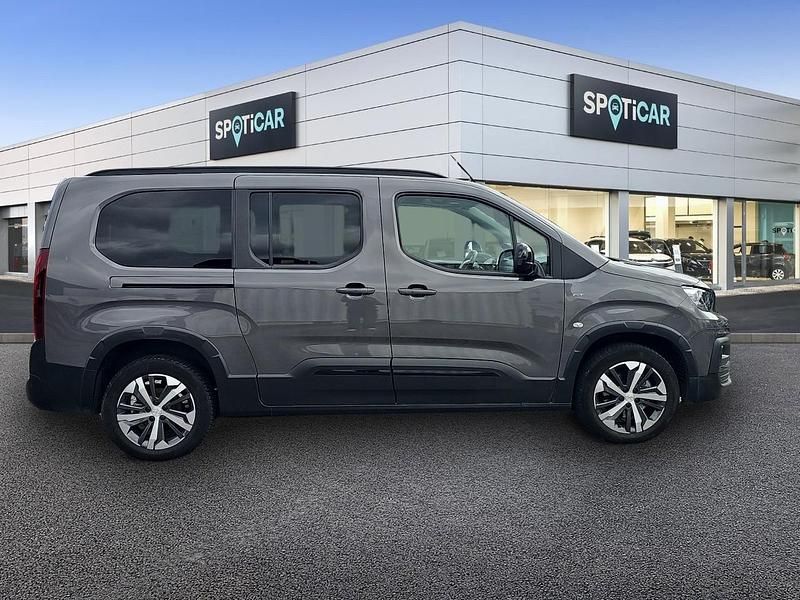 Usado Peugeot Rifter Business-Line 130 CV (95 kW) 2023 Gris Monovolumen