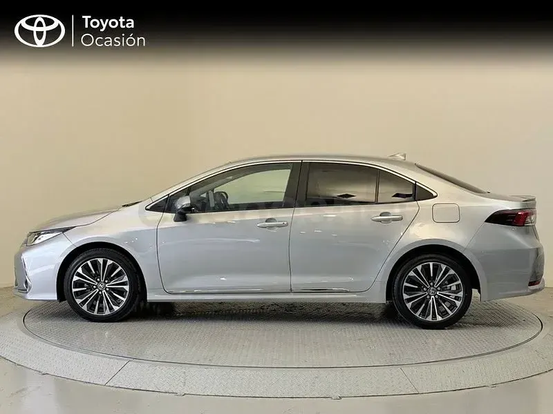 Käytetty Toyota Corolla Plus 140 HP (102 kW) 2025 Harmaa Sedan
