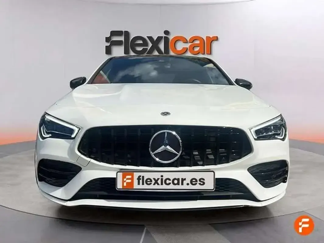 Usado Mercedes CLA200 163 CV (119 kW) 2022 Blanco Coupe