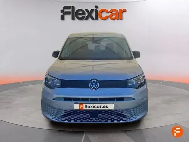 Usado VW Caddy Maxi 122 CV (89 kW) 2024 Gris Monovolumen