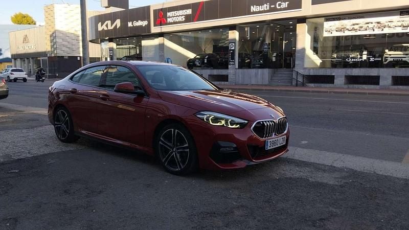Rojo Usado 2022 BMW 218 Executive Coupe | 24.990 € (Super precio) - Imagen 1/4