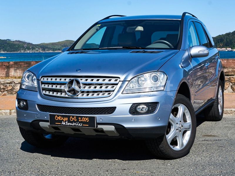 Negro Usado 2007 Mercedes ML320 SUV | 15.990 € (Caro) - Imagen 1/4