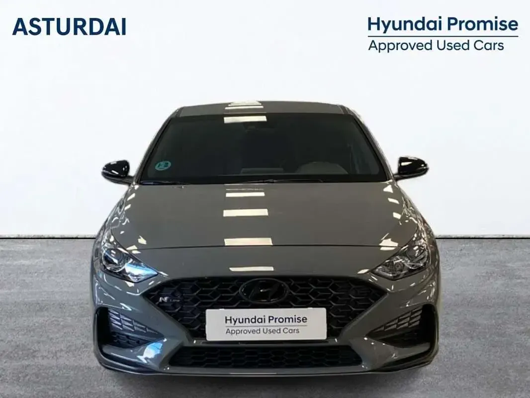 Usado Hyundai i30 N Line 120 CV (88 kW) 2022 Gris Utilitario