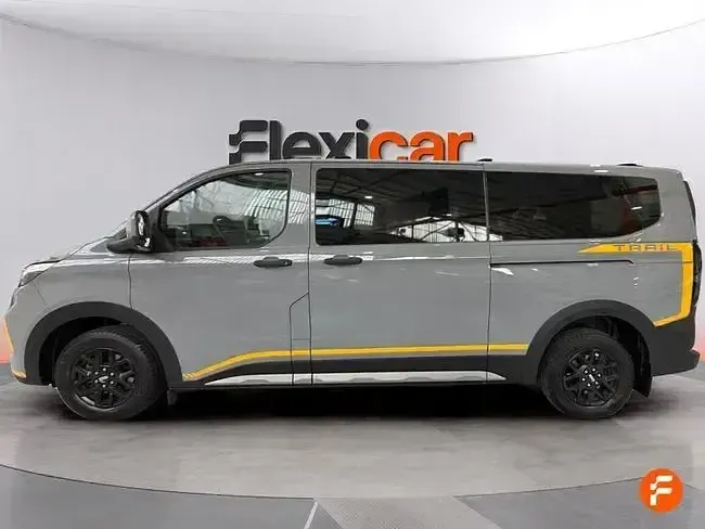 Usado Ford Transit Custom 136 CV (100 kW) 2025 Gris