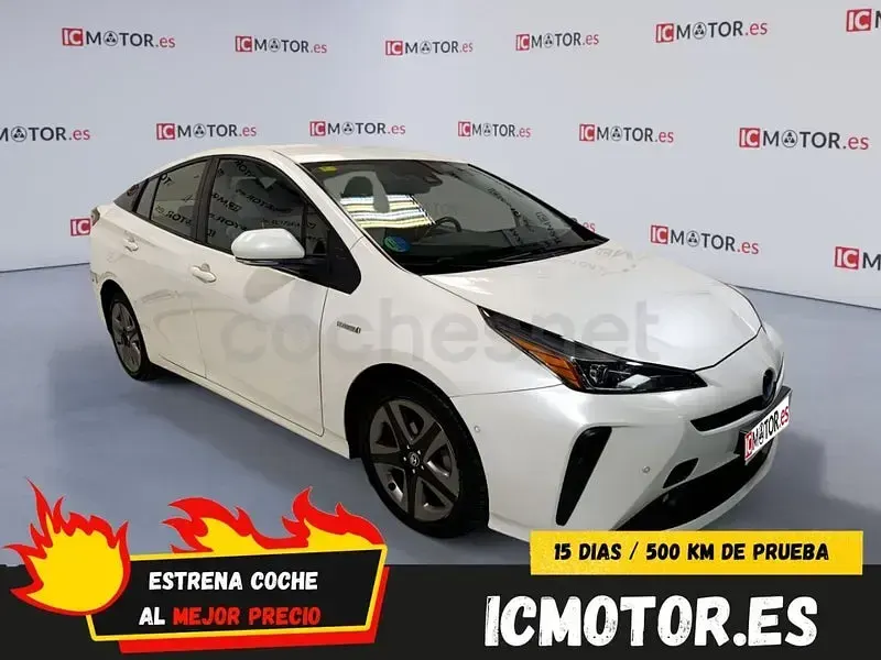 Begagnad Toyota Prius 122 HK (89 kW) 2020 Vit Halvkombi