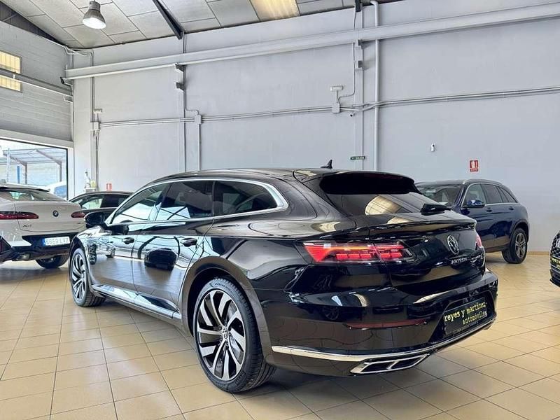 Usado VW Arteon R-line 150 HP (110 kW) 2022 Preto Carrinha