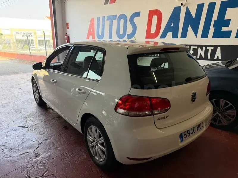 Usado VW Golf VI Edition 80 CV (58 kW) 2011 Blanco Berlina