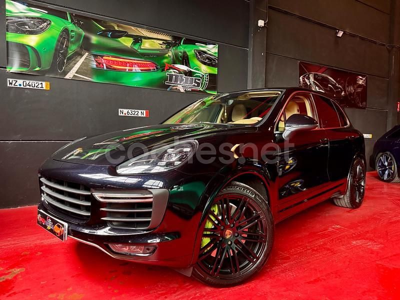Negro Usado 2015 Porsche Cayenne Turbo SUV | 34.890 € - Imagen 1/4