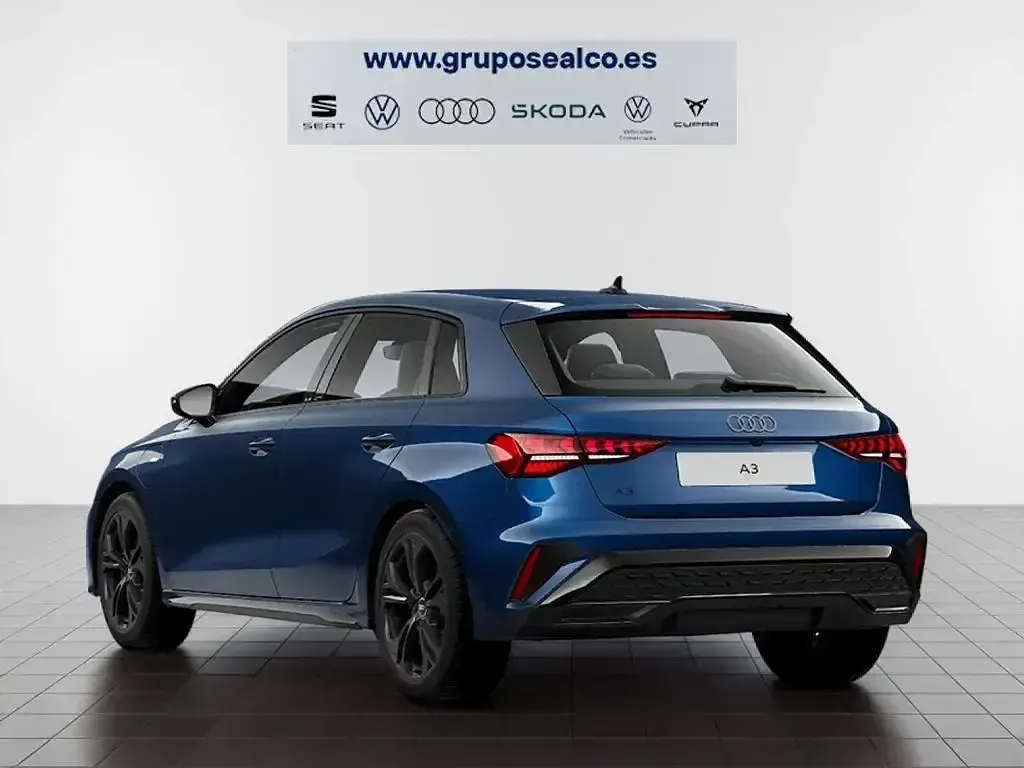 Nuevo Audi A3 Sportback e-tron Premium 204 CV (150 kW) 2026 Azul Utilitario
