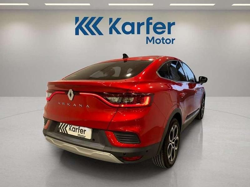 Usado Renault Arkana Zen 139 CV (102 kW) 2021 Burdeos SUV