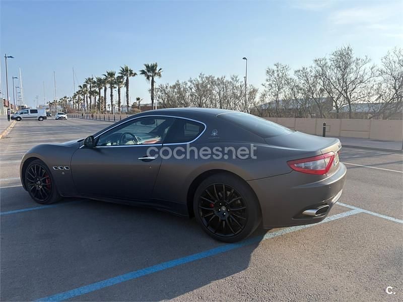 Usado Maserati Granturismo 440 CV (323 kW) 2009 Gris / plata Coupe