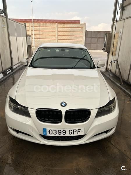 Blanco Usado 2009 BMW 318 Berlina | 9000 € (Caro) - Imagen 1/4