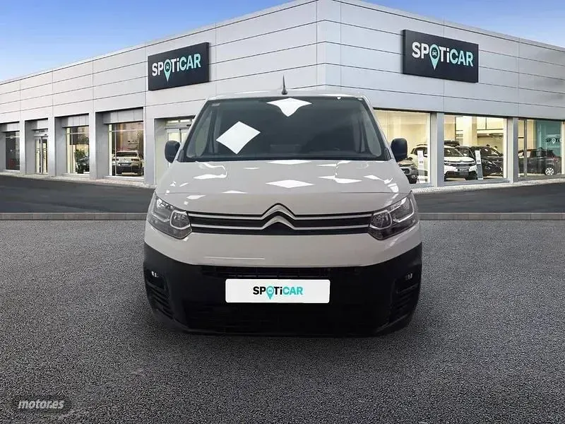 Usado Citroën Berlingo 102 CV (75 kW) 2022 Blanco Monovolumen