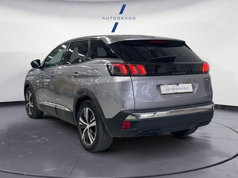Usado Peugeot 3008 Allure 180 CV (132 kW) 2023 Negro SUV