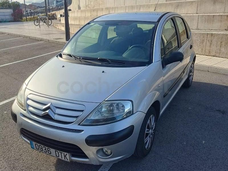 Usado Citroën C3 Furio 61 CV (44 kW) 2005 Gris / plata Berlina