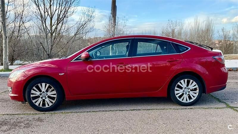 Usado Mazda 6 Active 120 CV (88 kW) 2010 Rojo Berlina