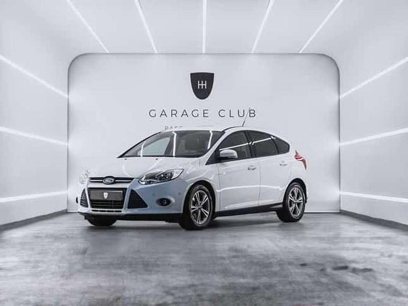 Usado Ford Focus Trend 125 CV (91 kW) 2014 Blanco Utilitario