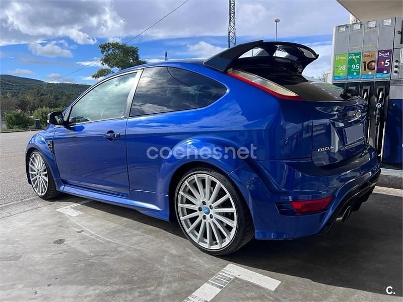 Usado Ford Focus RS 305 CV (224 kW) 2009 Azul Berlina