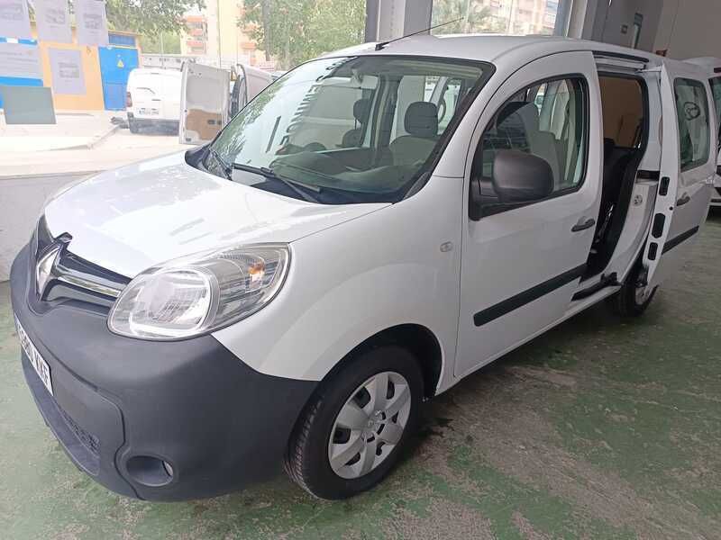 Blanco Usado 2018 Renault Kangoo Monovolumen | 8500 € (Precio justo) - Imagen 1/4