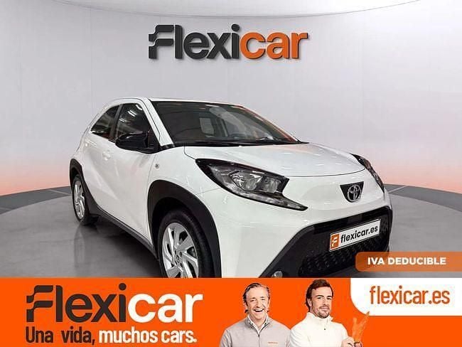 Blanco Usado 2024 Toyota Aygo Utilitario | 14.490 € (Precio justo) - Imagen 1/4