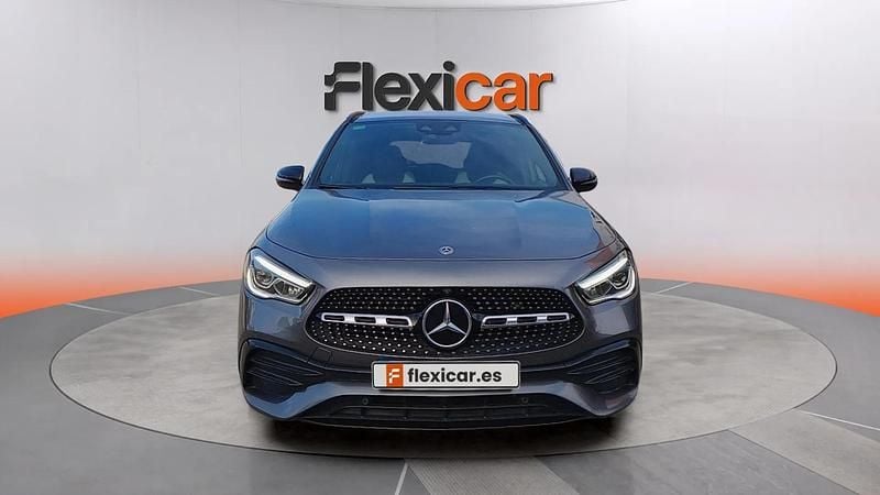Usado Mercedes GLA200 163 CV (119 kW) 2020 Gris SUV