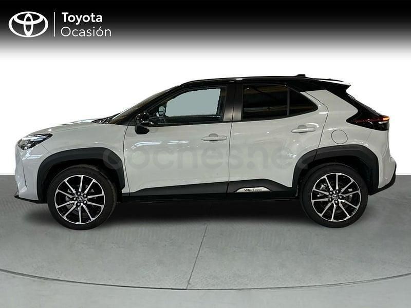 Usado Toyota Yaris Cross Sport 130 CV (95 kW) 2024 Gris / plata SUV