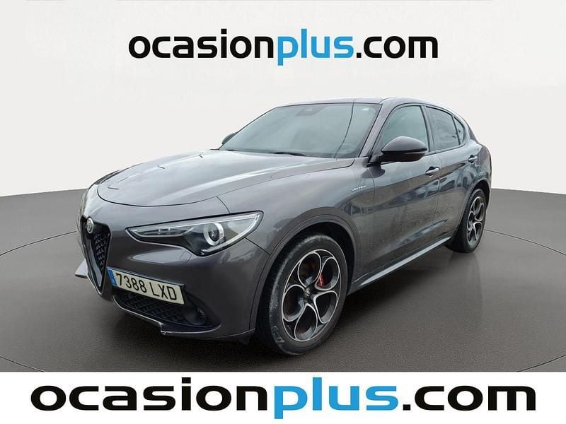Usado Alfa Romeo Stelvio Veloce 210 CV (154 kW) 2022 Gris SUV