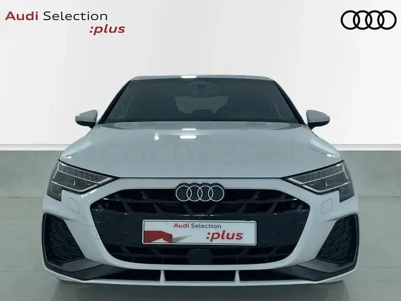 Usado Audi A3 S-Line 150 CV (110 kW) 2025 Blanco Berlina