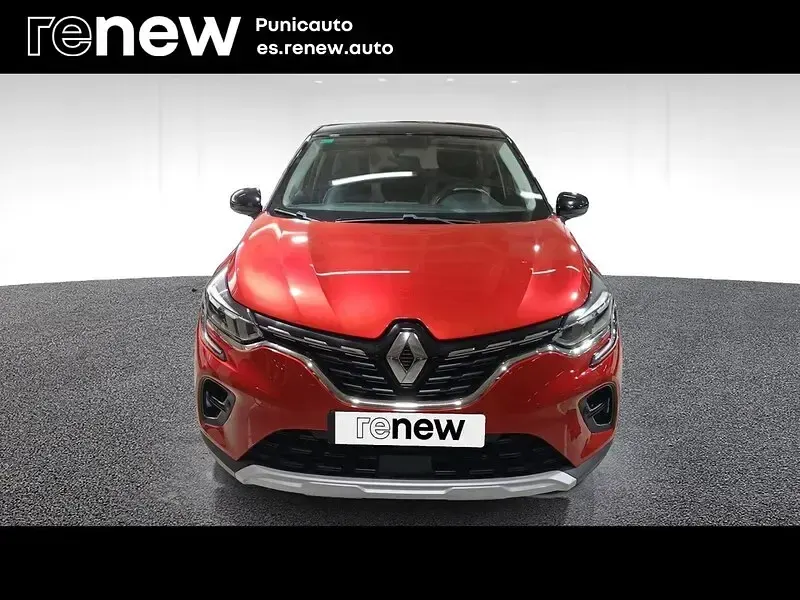 Usado Renault Captur 140 CV (102 kW) 2022 Rojo SUV