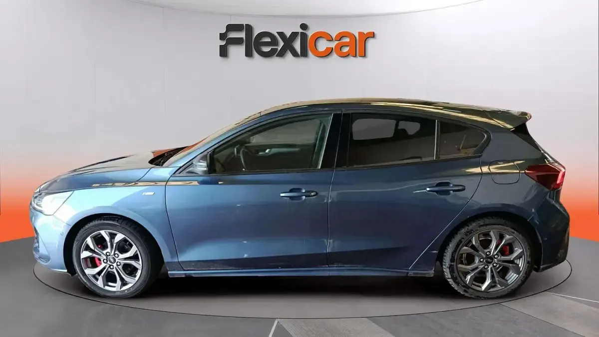 Usado Ford Focus ST-Line 125 CV (91 kW) 2022 Azul Berlina