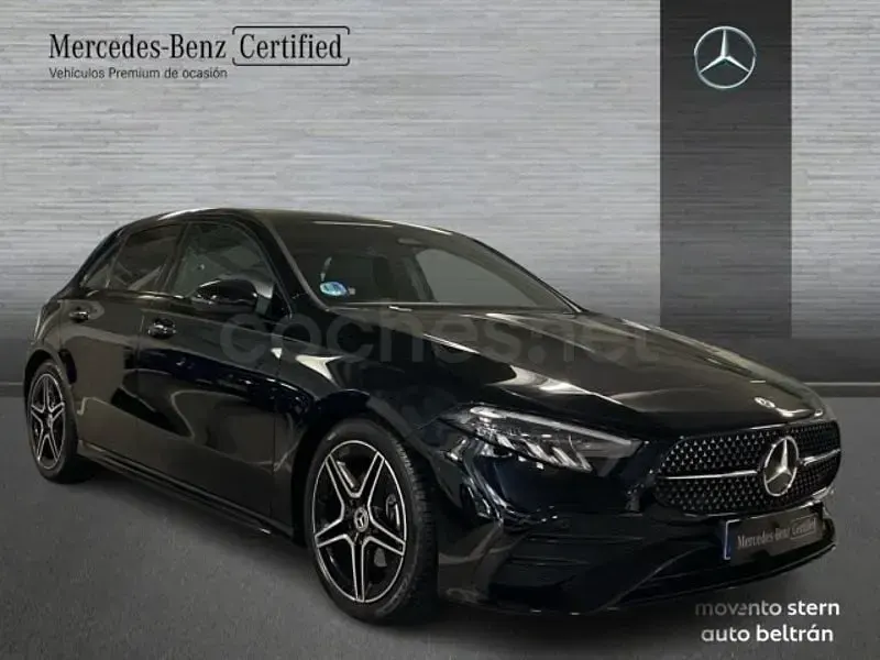 Usado Mercedes A180 136 CV (100 kW) 2025 Negro Berlina