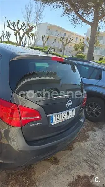 Usado Opel Meriva Excellence 110 CV (80 kW) 2013 Negro Monovolumen