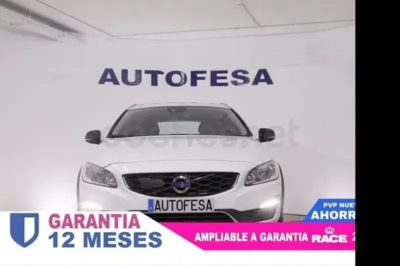 Usado Volvo V60 CC Plus 150 CV (110 kW) 2018 Blanco Familiar