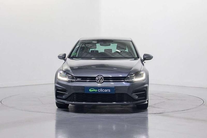 Usado VW Golf VII Advance 150 CV (110 kW) 2020 Gris Utilitario