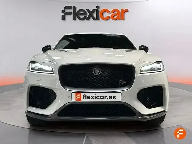 Usado Jaguar F-Pace SVR 550 CV (404 kW) 2020 Blanco SUV