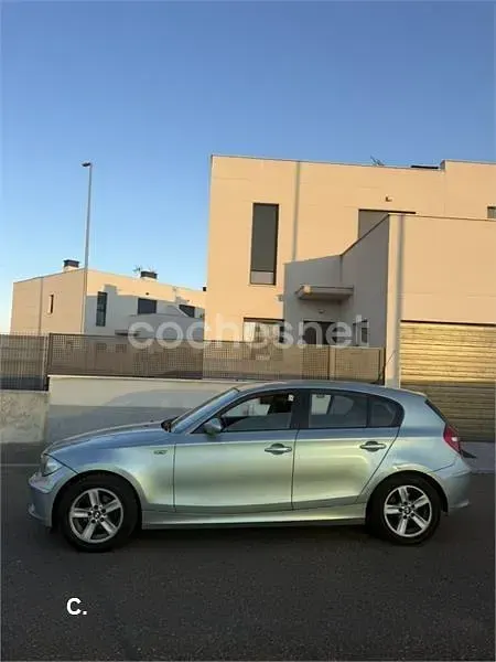 Usado BMW 116 115 CV (84 kW) 2007 Gris / plata Utilitario