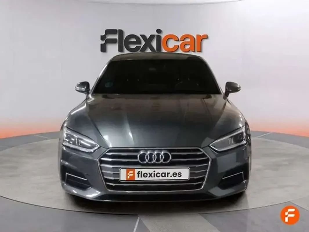 Usado Audi A5 Sportback 150 CV (110 kW) 2019 Gris Utilitario