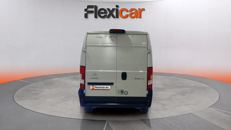 Usado Citroën Jumper 140 CV (102 kW) 2022 Blanco Monovolumen