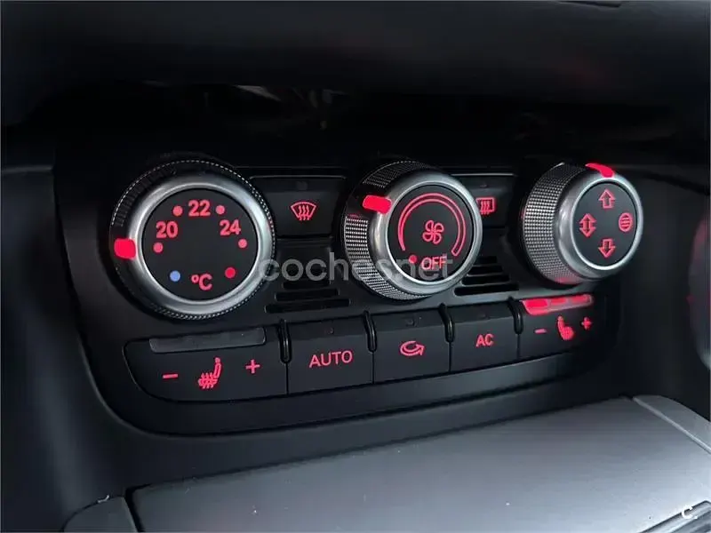 Usado Audi TT S-Line 160 CV (117 kW) 2012 Blanco Coupe