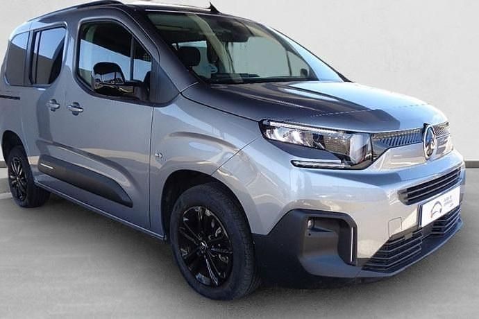 Usado Citroën Berlingo 100 CV (73 kW) 2025 Monovolumen
