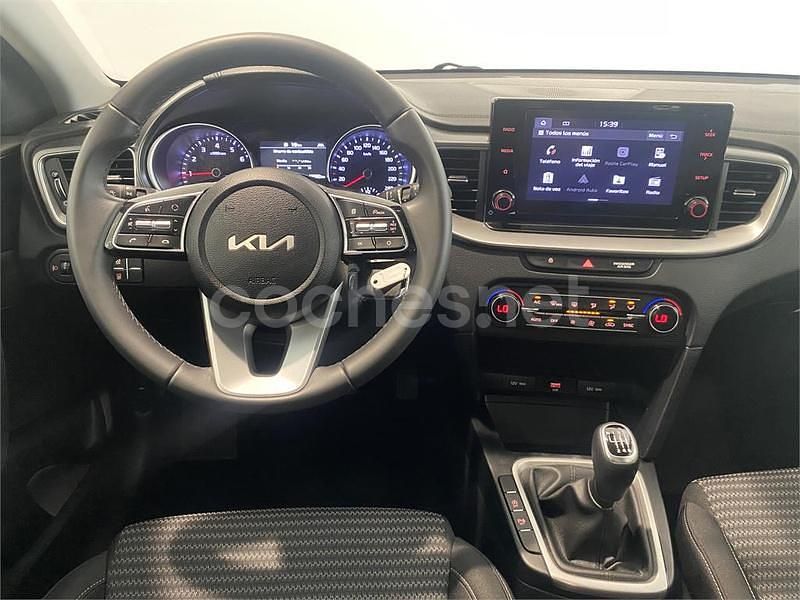 Usado Kia XCeed 120 CV (88 kW) 2022 Negro SUV