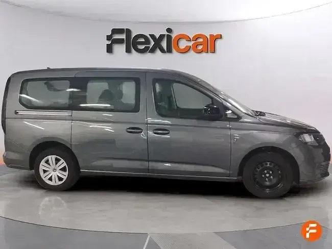 Usado VW Caddy Maxi 122 CV (89 kW) 2024 Gris / plata Monovolumen