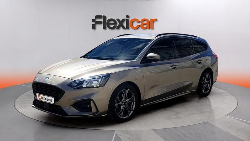 Usado Ford Focus ST-Line 125 CV (91 kW) 2019 Beige Berlina