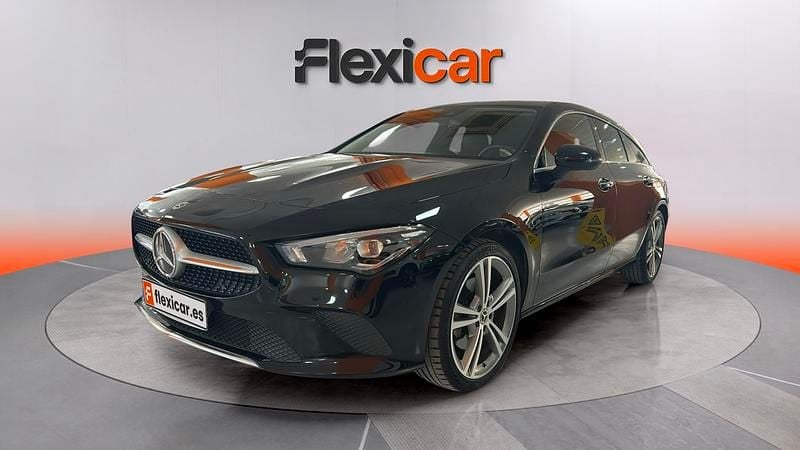 Usado Mercedes CLA220 Shooting Brake 190 CV (139 kW) 2021 Negro Familiar