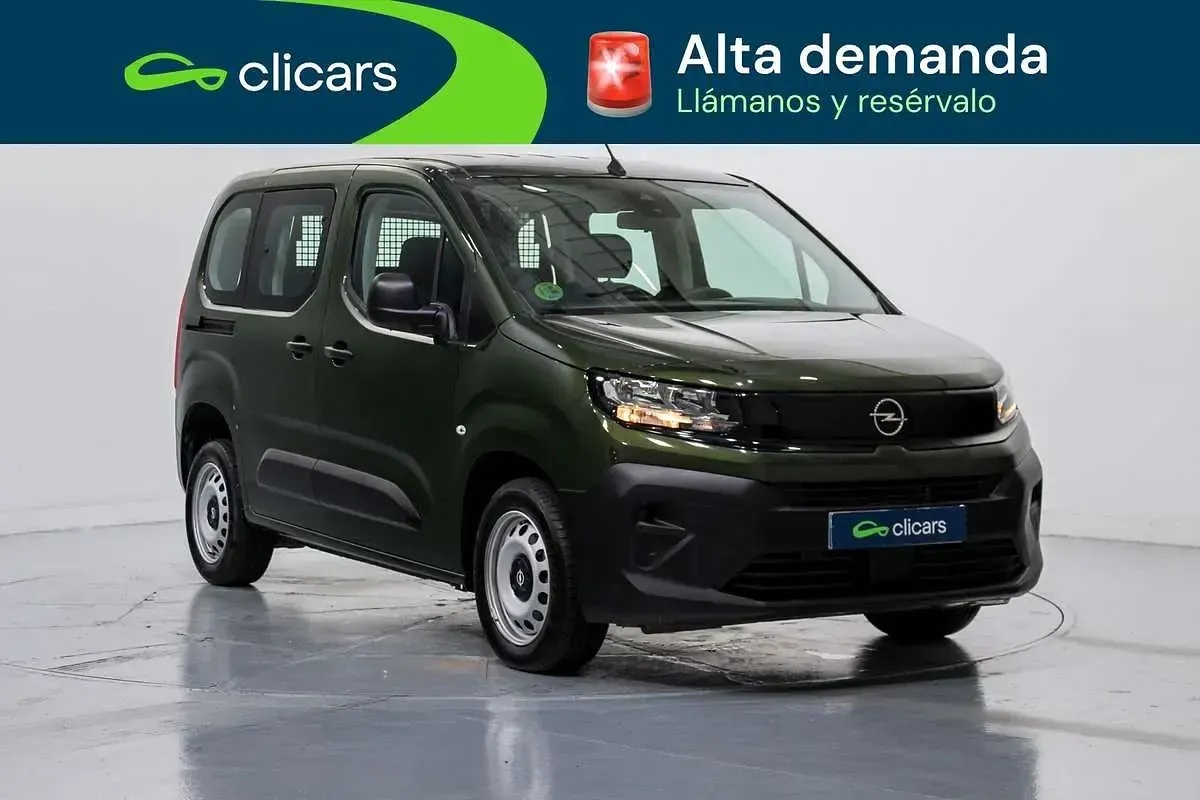 Usado Opel Combo Edition 102 CV (75 kW) 2025 Verde Monovolumen